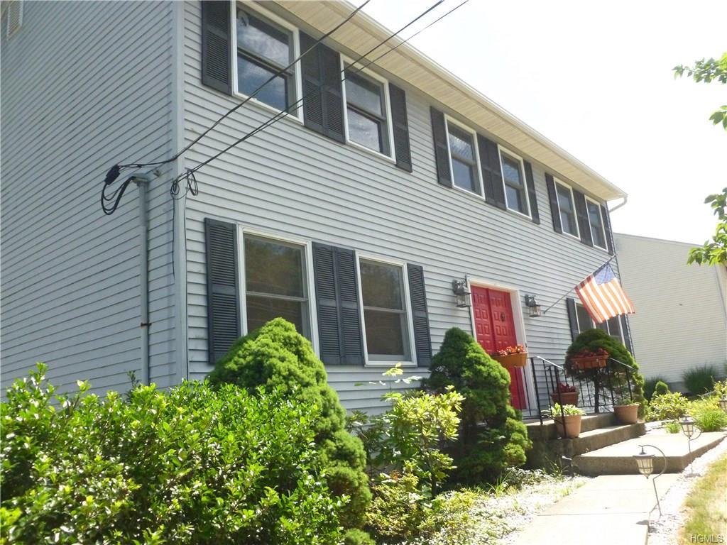 17 Suffern Lane - Photo 1