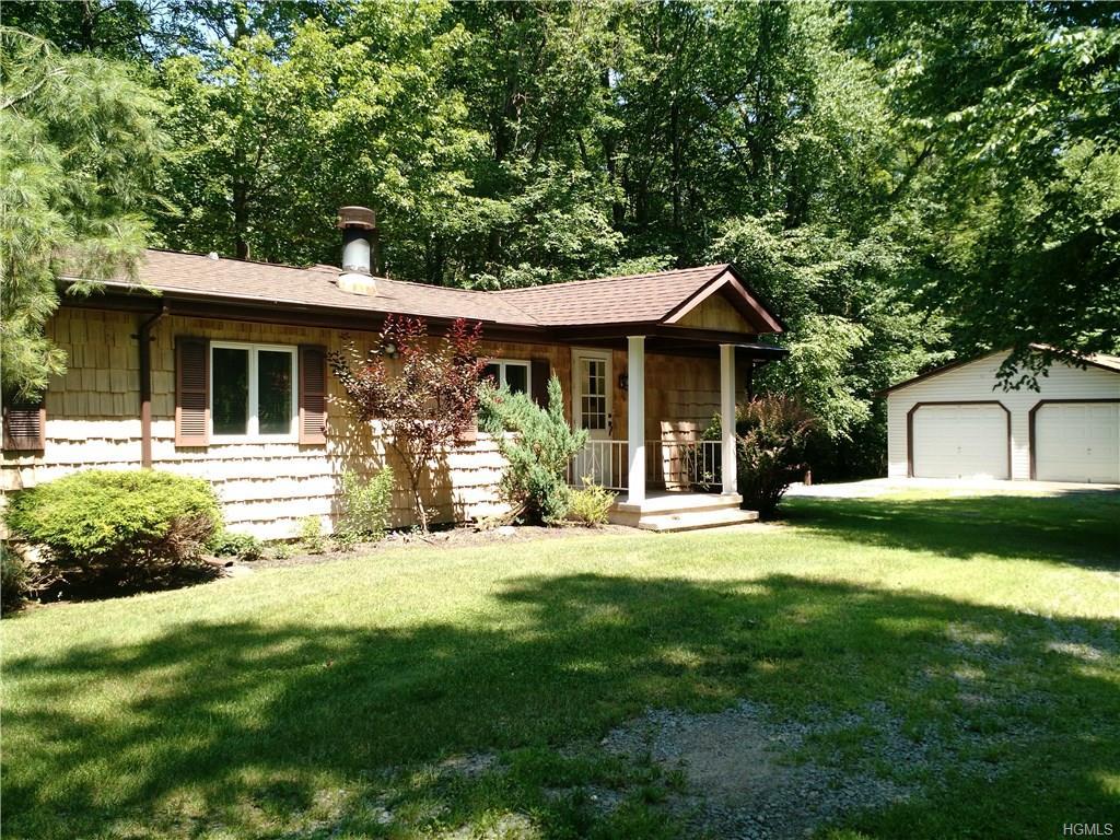 26 Maple Lane - Photo 1