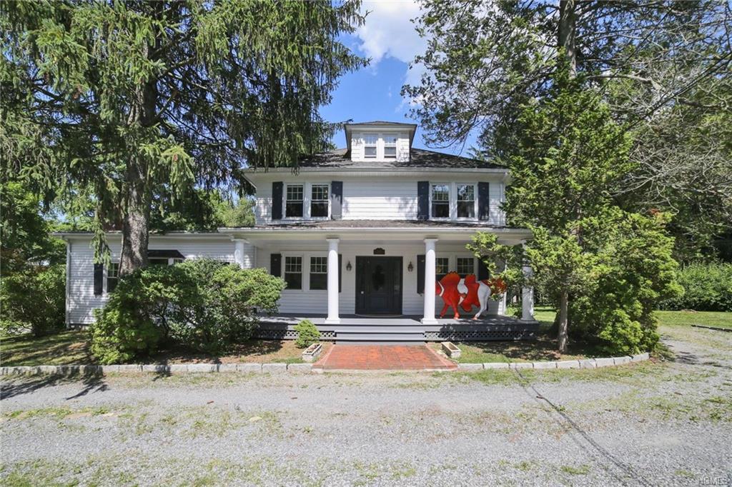 455 Sleepy Hollow Road - Photo 1