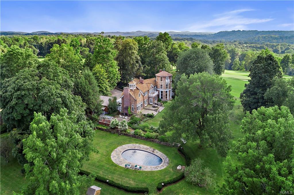 11 Carriage House Road - Photo 1