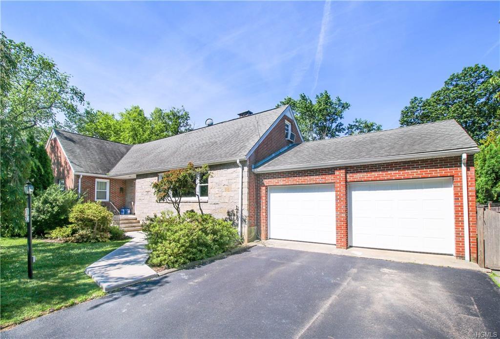 10 Haines Boulevard - Photo 1