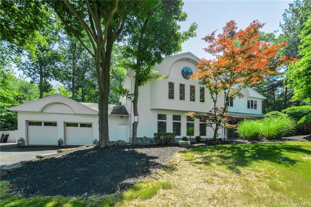 25 Beaumont Drive - Photo 1