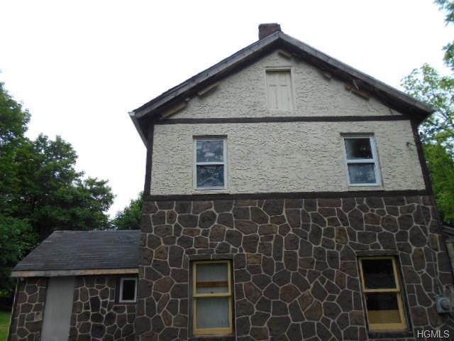 4 Babcock Drive - Photo 1