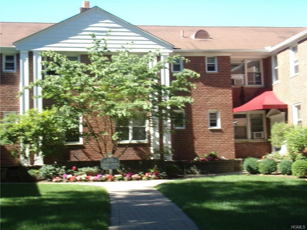 175 Bryant Avenue - Photo 1