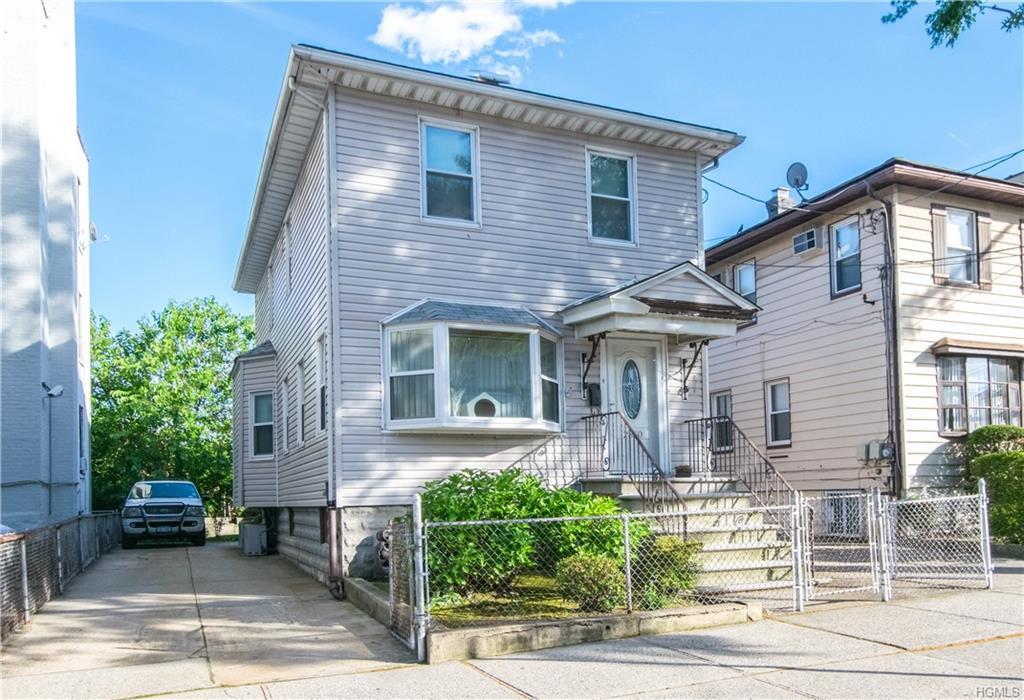 2850 Harrington Avenue - Photo 1