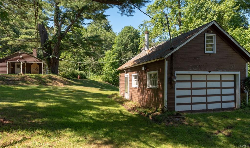 22 Mount Vernon Road - Photo 1
