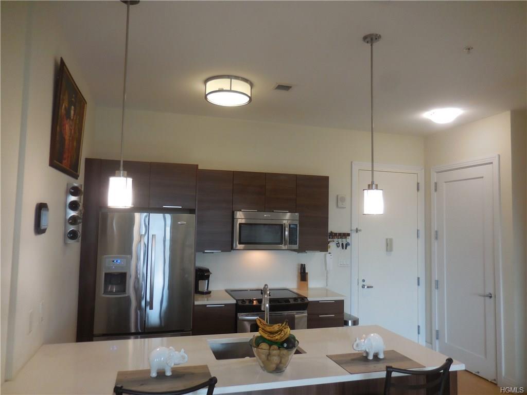 701 Ridge Hill Boulevard - Photo 1