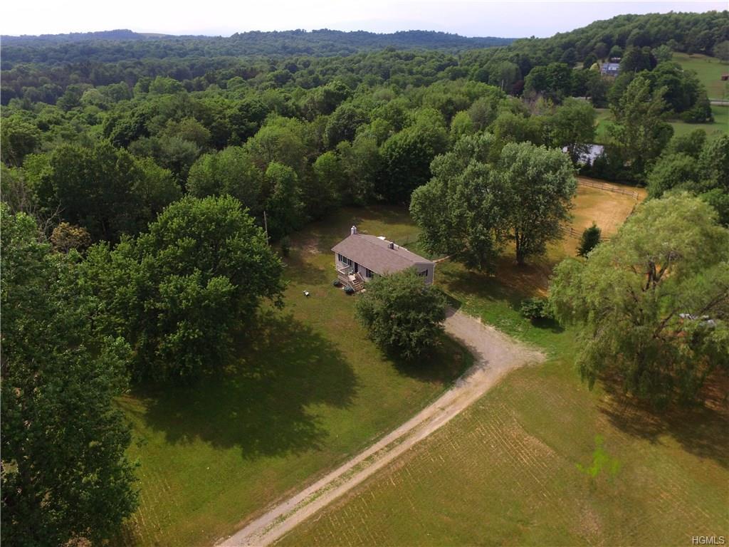 9 Ferrara Drive - Photo 1