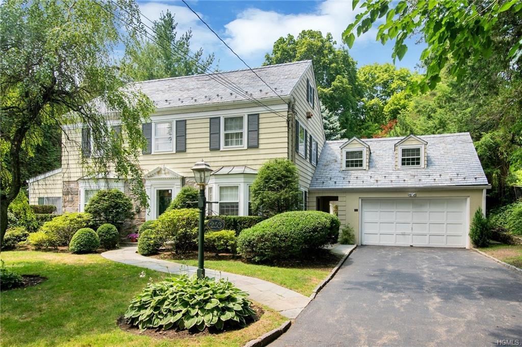 253 Fox Meadow Road - Photo 1