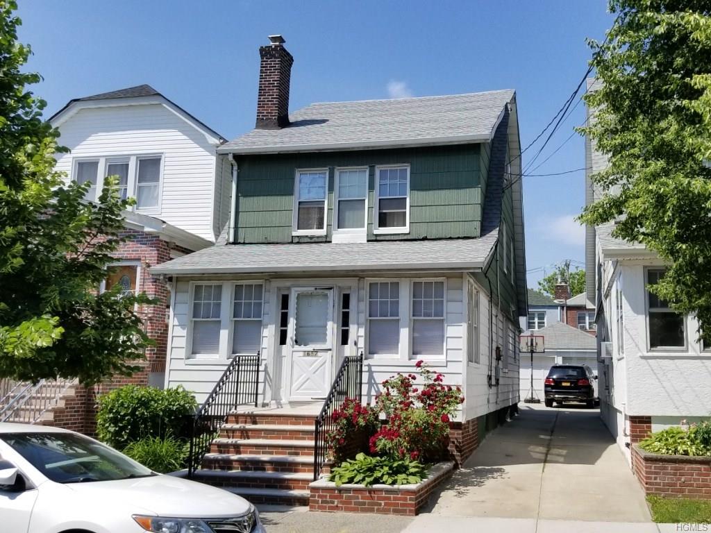 1657 Yates Avenue - Photo 1