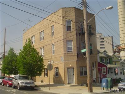 1181 Sackett Avenue - Photo 1