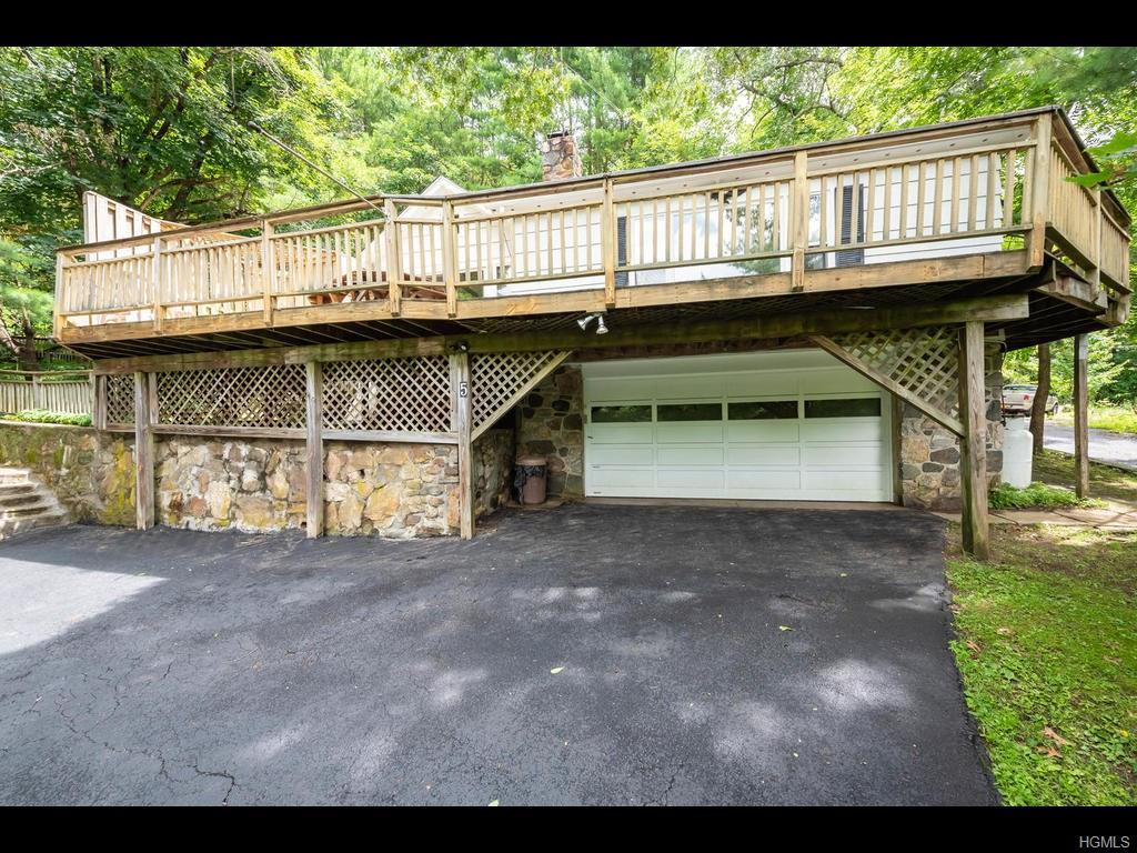 5 Green Acres Lane - Photo 1