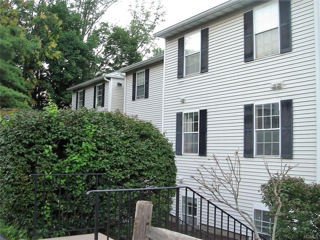 11 Lexington Hill - Photo 1