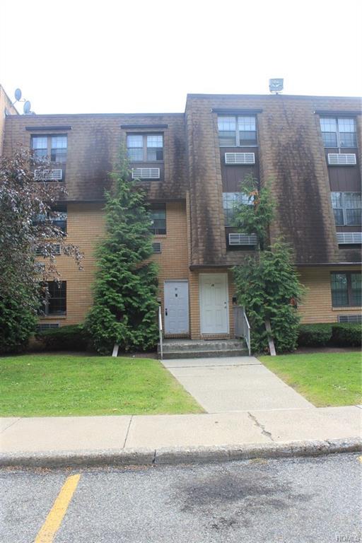 440 Carpenter Avenue - Photo 1