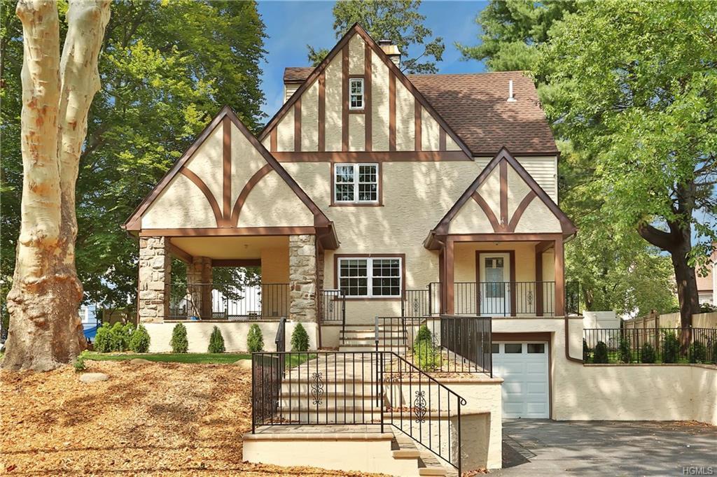 7 Stratford Road - Photo 1