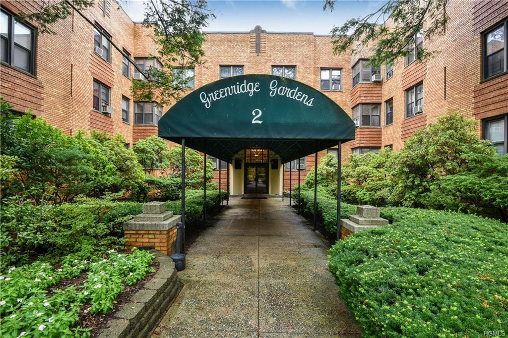 2 Greenridge Avenue - Photo 1