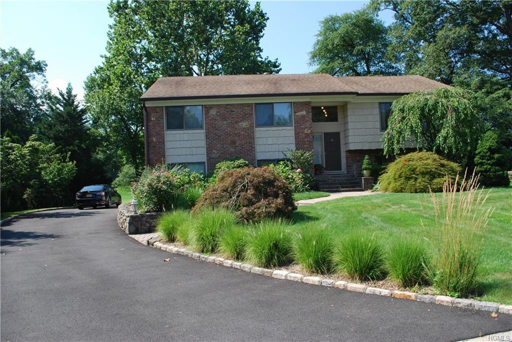 42 Pondview Lane - Photo 1