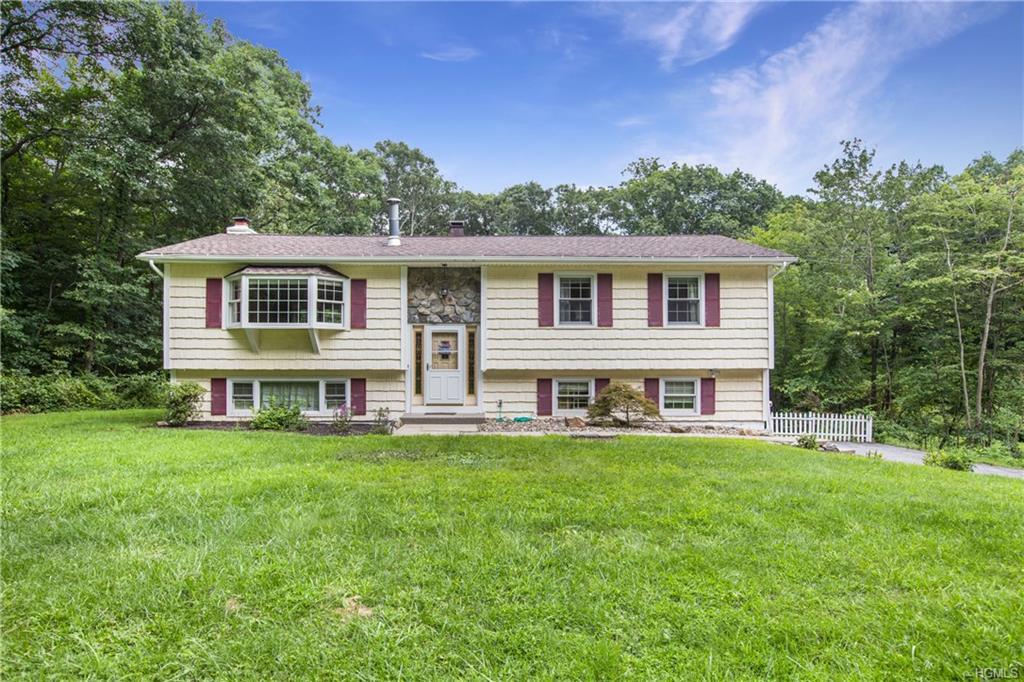 32 Blueberry Lane - Photo 1
