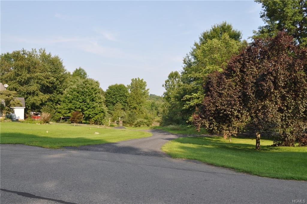 11 Hillside Lane - Photo 1