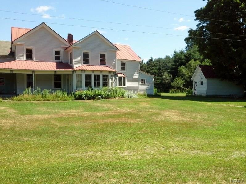 1074 Claryville Road - Photo 1