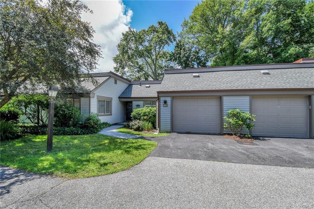 229 Heritage Hills - Photo 1