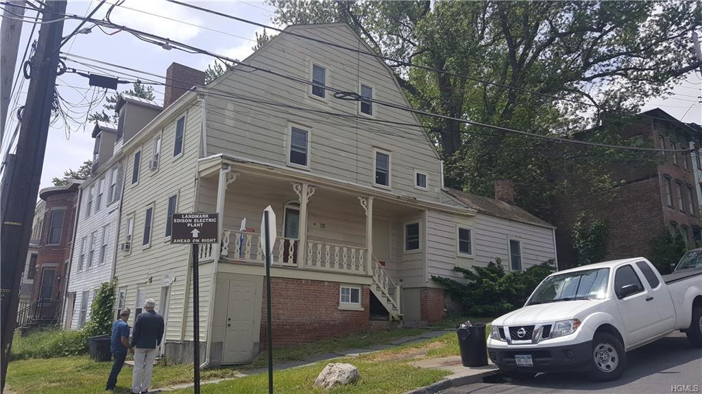 131 Montgomery Street - Photo 1