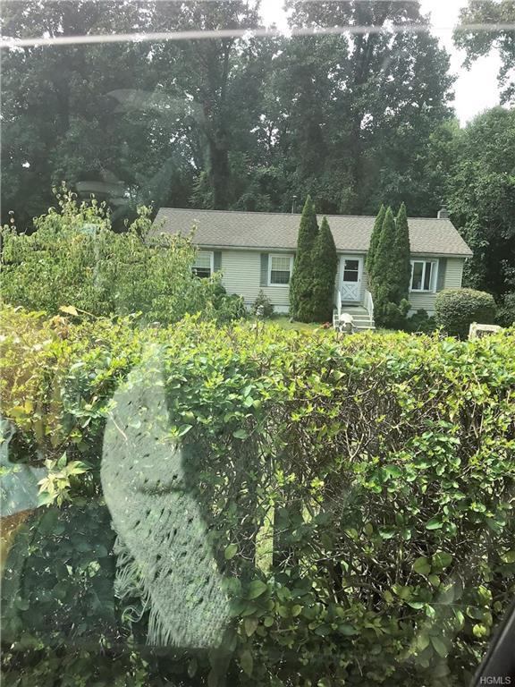 10 Colleen Lane - Photo 1