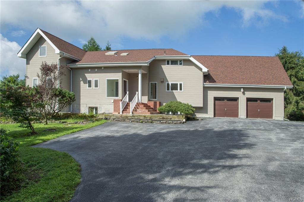 303 Freedom Road - Photo 1