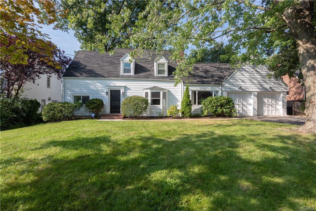 19 Ridge Boulevard - Photo 1