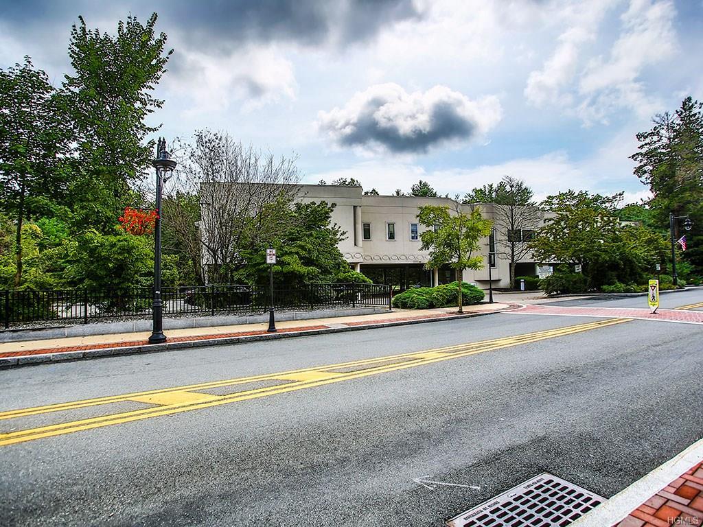350 Main Street - Photo 1