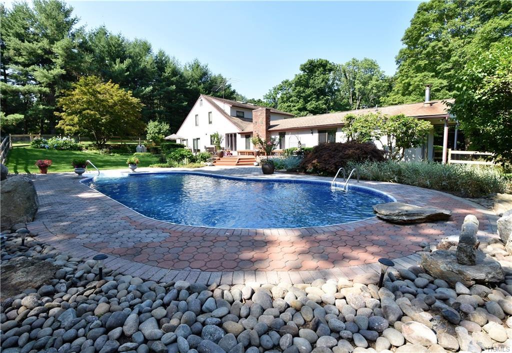 219 Salem Road - Photo 1