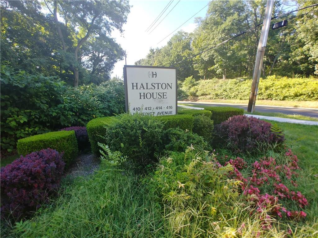 410 Benedict Avenue - Photo 1