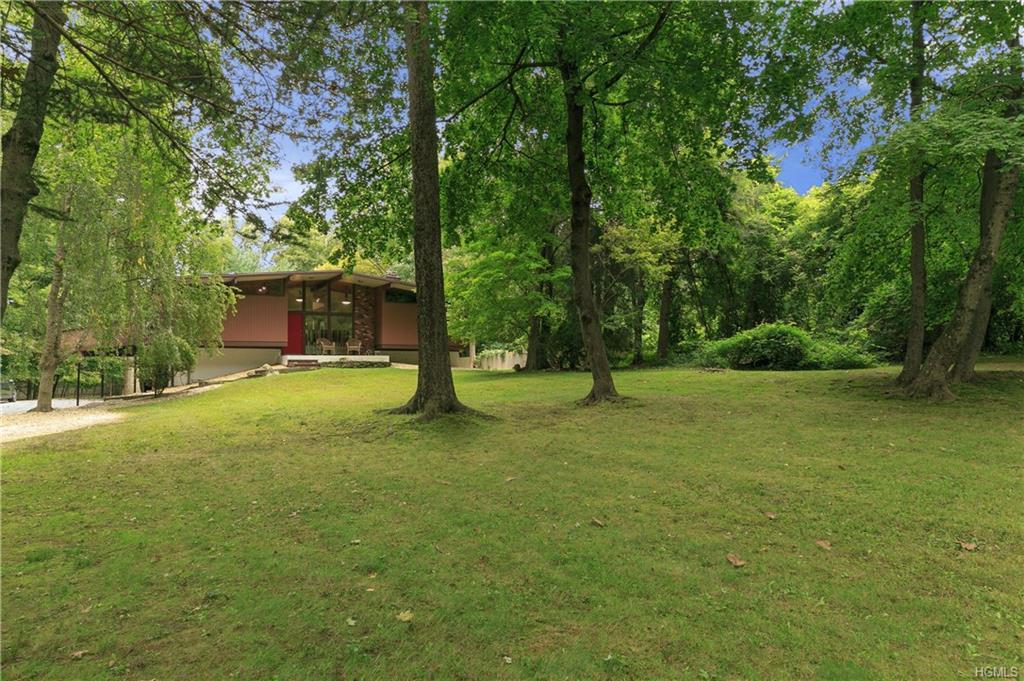 7 Evan Place - Photo 1