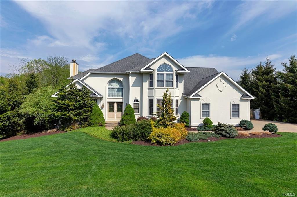 74 Victor Drive - Photo 1
