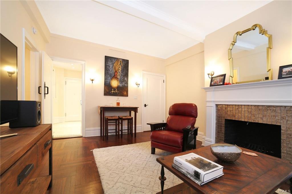 111 75th Street - Photo 1