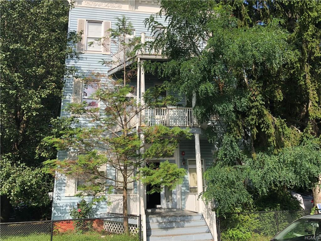 305 Washington Street - Photo 1