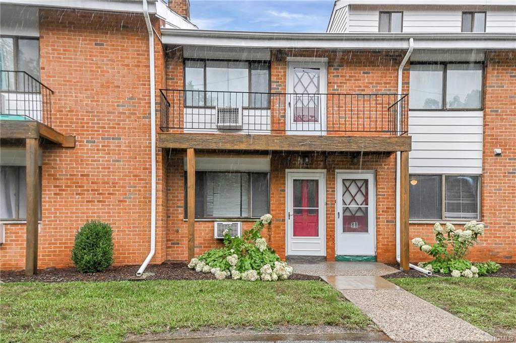 86 Inwood Road - Photo 1