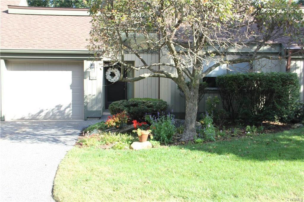 570 Heritage Hills - Photo 1