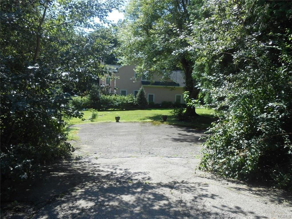 2 Hartford Lane - Photo 1