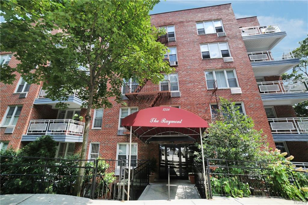 2750 Johnson Avenue - Photo 1