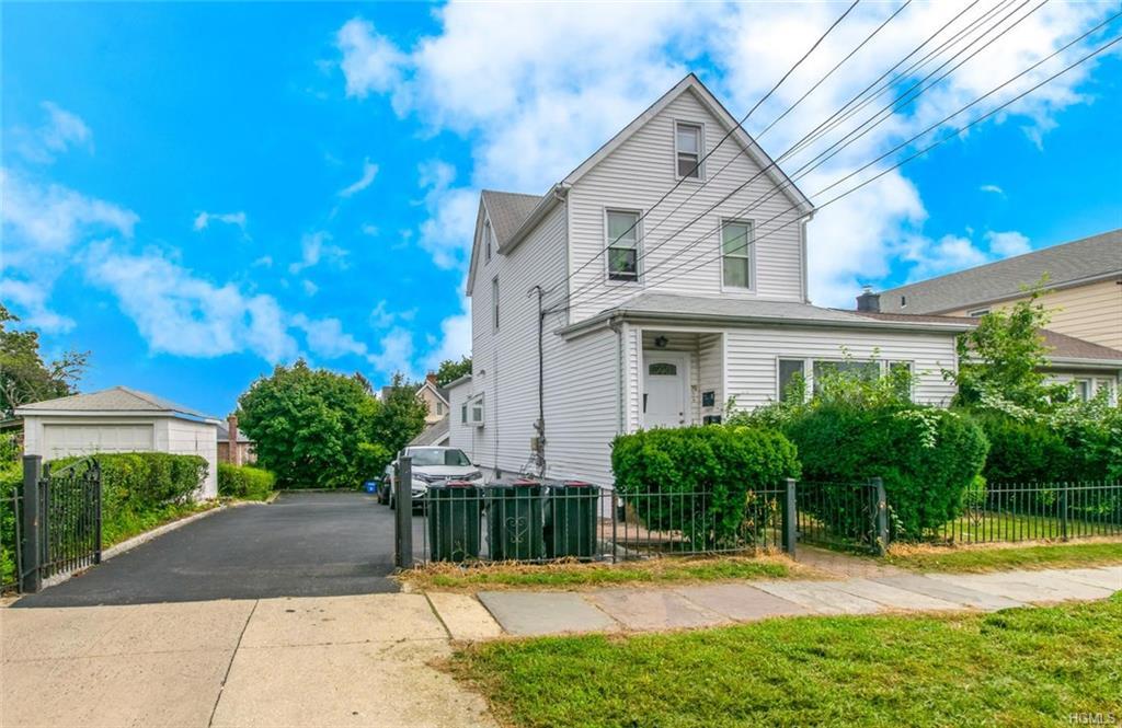 70 Alexander Avenue - Photo 1