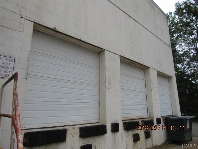 4996 Main - Photo 1