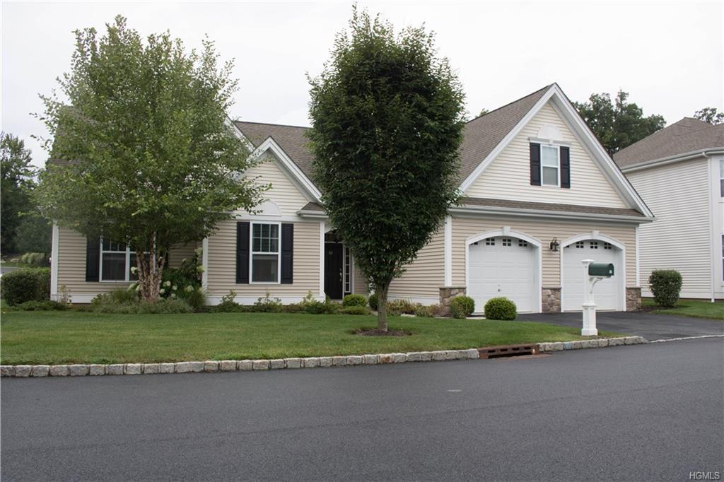 83 Fairways Drive - Photo 1