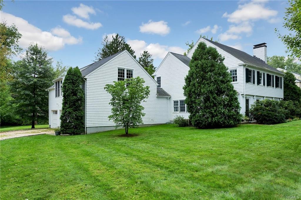 15 Easton Avenue - Photo 1