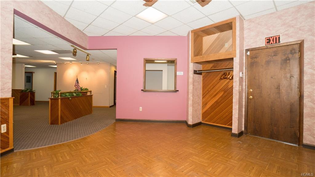 4 Hdsn Vly Prof Plaza - Photo 1