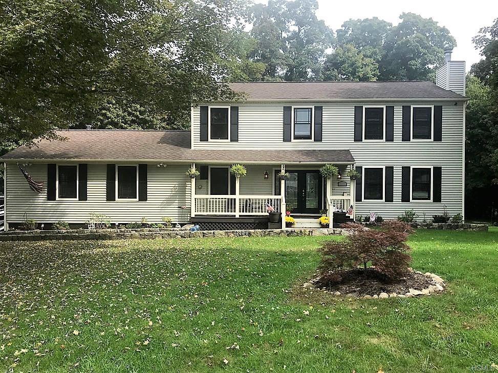 18 Bradley Court - Photo 1