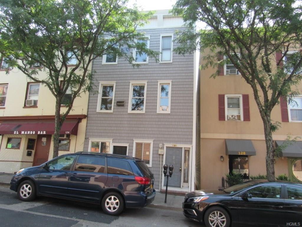 132 Cortlandt Street - Photo 1