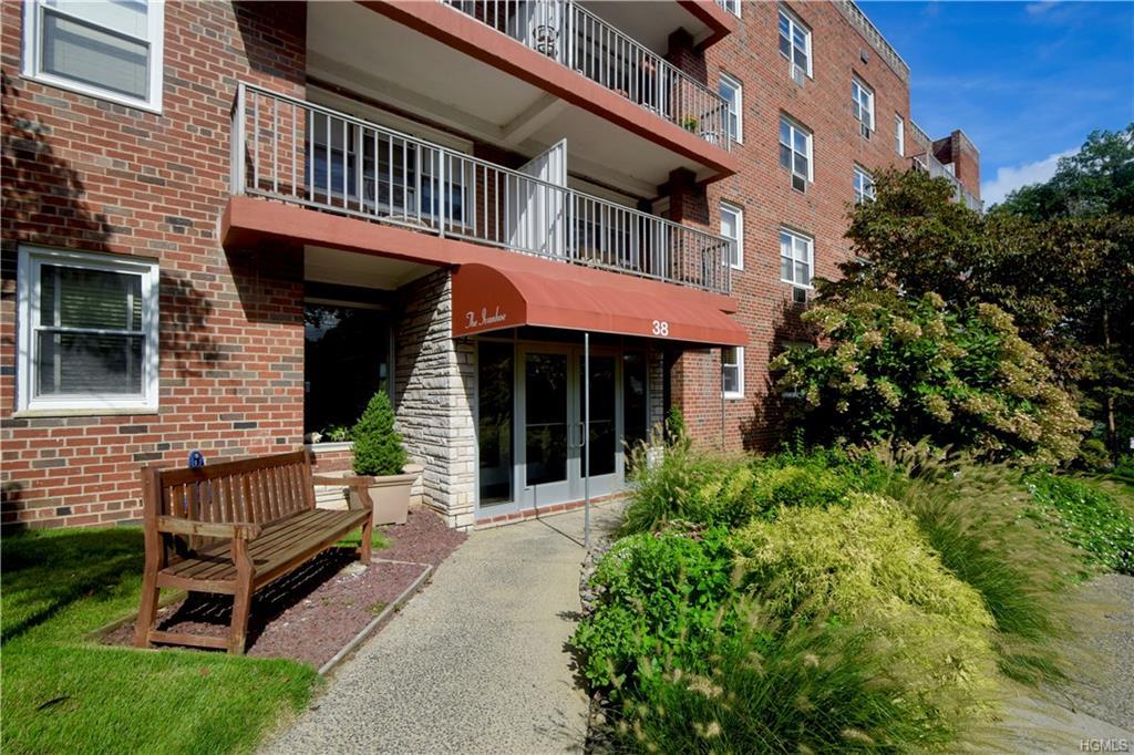 38 4th Avenue - Photo 1