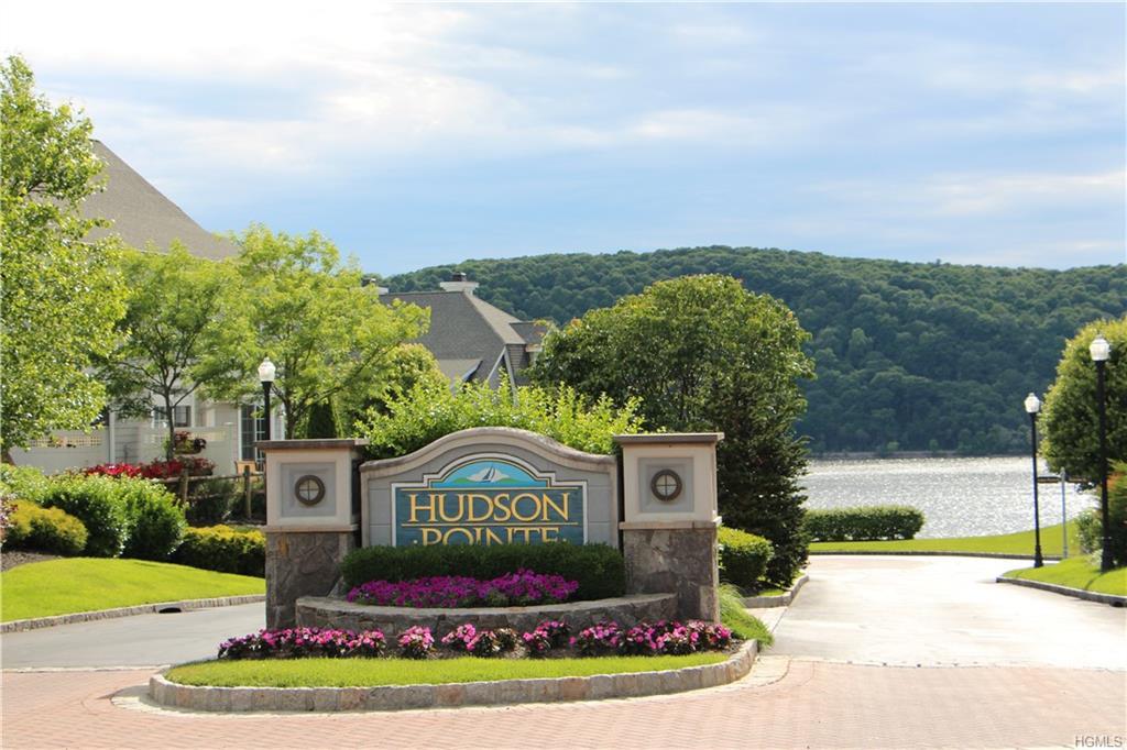140 Hudson Pointe Drive - Photo 1
