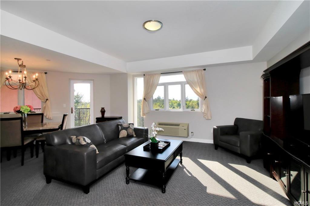 685 Broadway - Photo 1